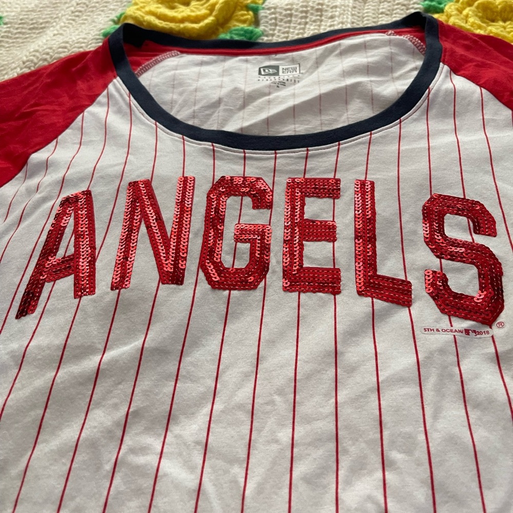 Women's Los Angeles Angels New Era Red Team Stripe T-Shirt. - Picture 6 of 9